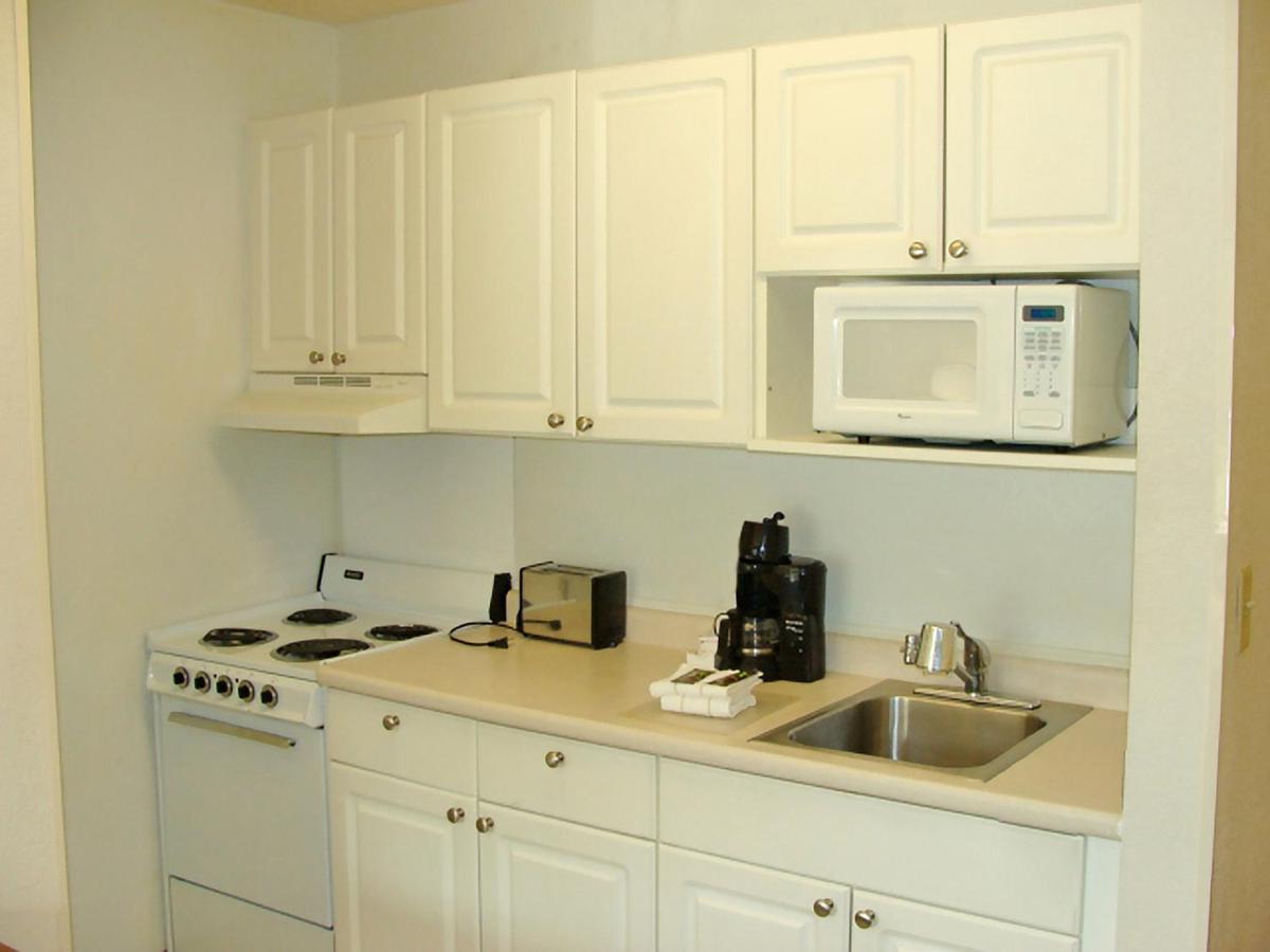 Extended Stay America Suites - Cincinnati - Blue Ash - Reagan Hwy מראה חיצוני תמונה