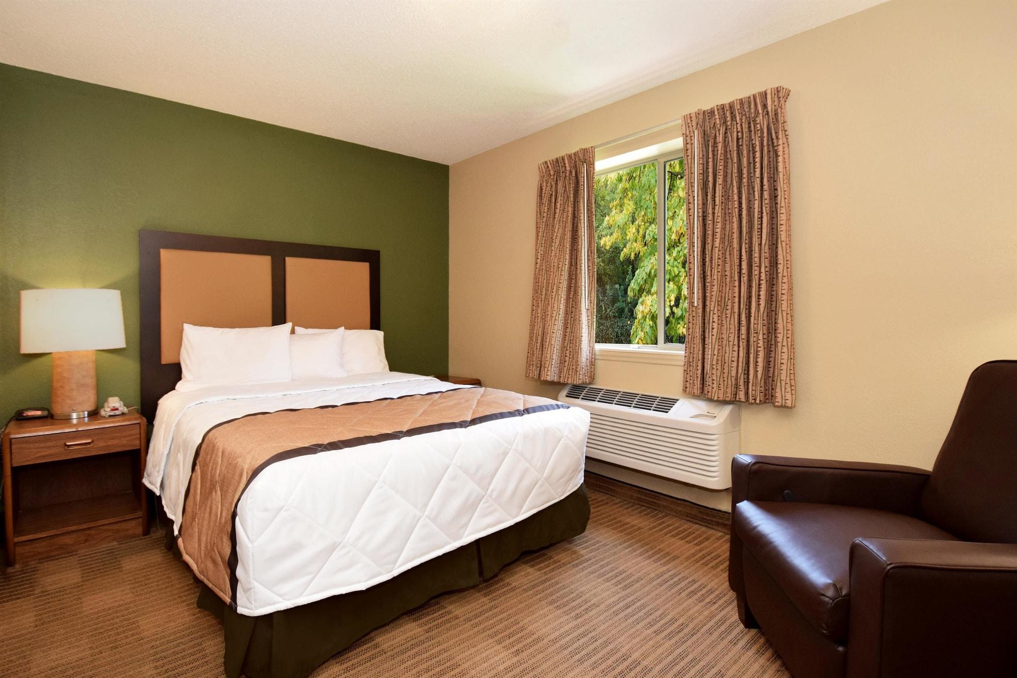 Extended Stay America Suites - Cincinnati - Blue Ash - Reagan Hwy מראה חיצוני תמונה
