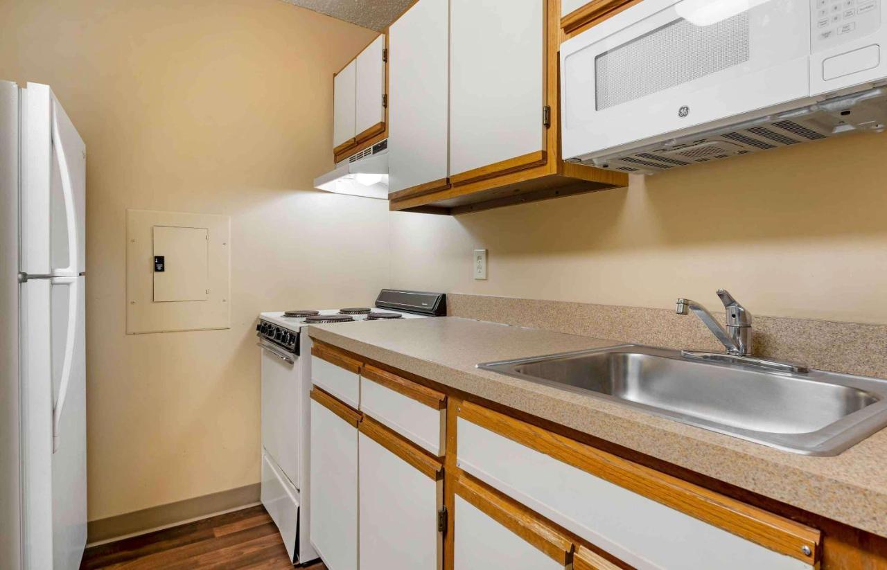 Extended Stay America Suites - Cincinnati - Blue Ash - Reagan Hwy מראה חיצוני תמונה