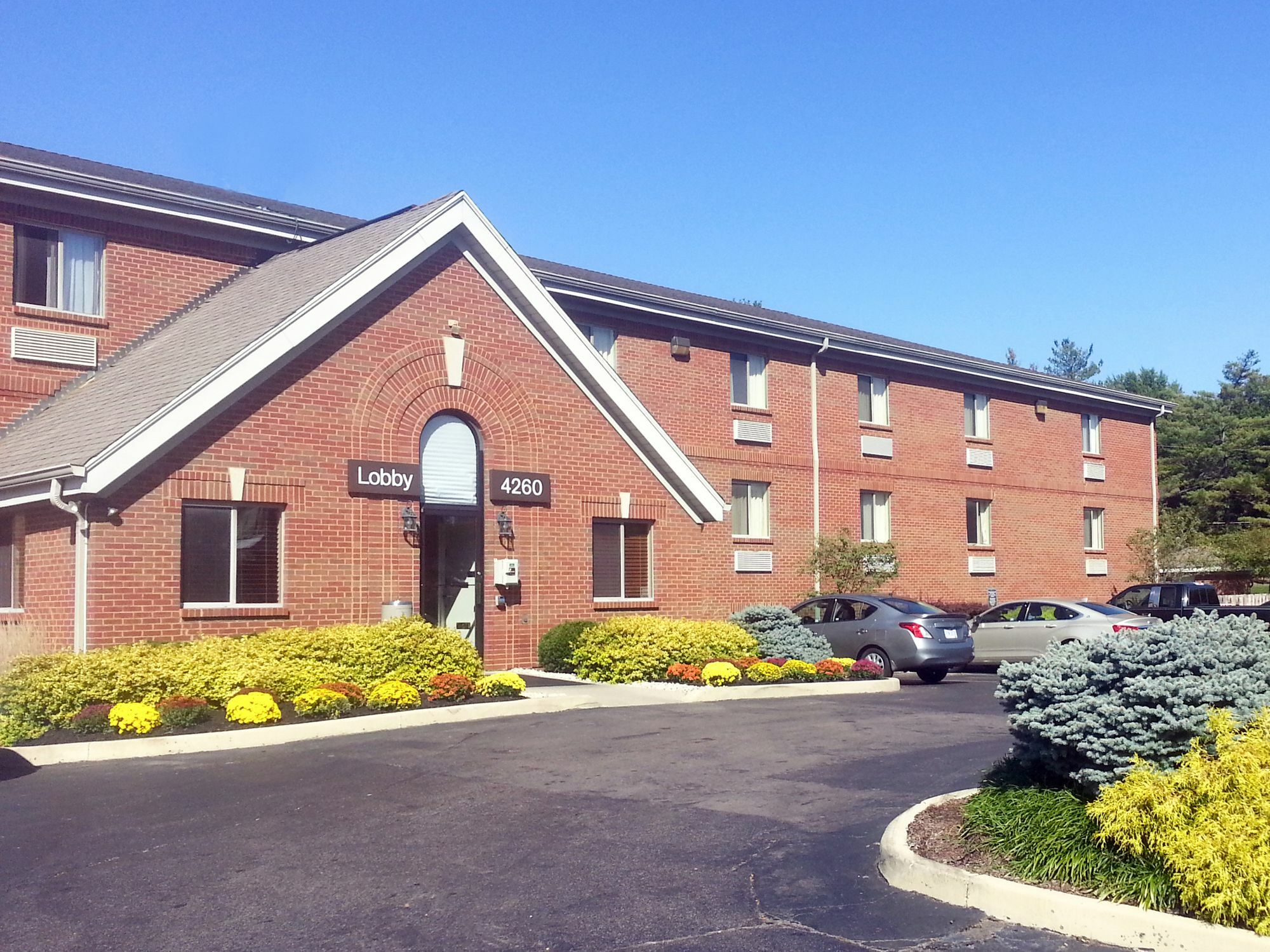 Extended Stay America Suites - Cincinnati - Blue Ash - Reagan Hwy מראה חיצוני תמונה